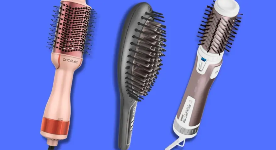 Tre diversi tipi di spazzole per capelli: una rotante, una lisciante e una volumizzante, per ogni esigenza di styling.